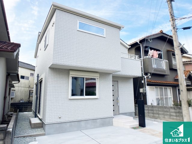 加古川市加古川町稲屋　新築一戸建ての外観|安心の10年保証！外観を美しく保ち、雨水で汚れを落とします！気になることがありましたら、お気軽にお問い合わせください！