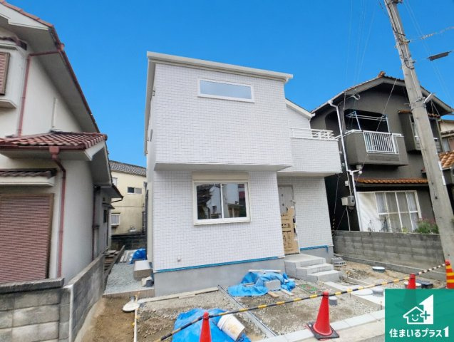 加古川市加古川町稲屋　新築一戸建ての外観|安心の10年保証！外観を美しく保ち、雨水で汚れを落とします！気になることがありましたら、お気軽にお問い合わせください！