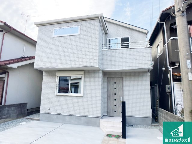 加古川市加古川町稲屋　新築一戸建ての外観|安心の10年保証！外観を美しく保ち、雨水で汚れを落とします！気になることがありましたら、お気軽にお問い合わせください！