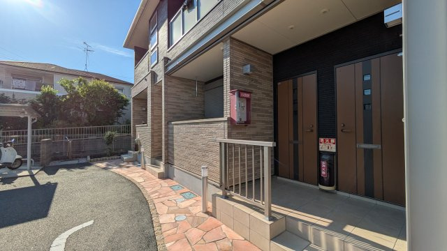 【エントランス】