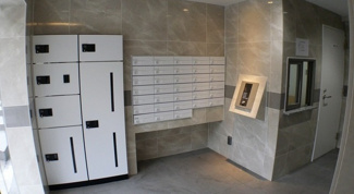 【エントランス】