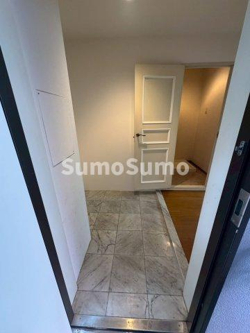 朝日プラザ西舞子の玄関|きれいな玄関です