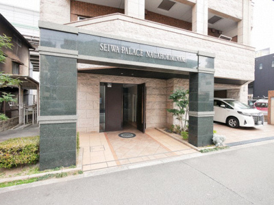 【エントランス】 | セイワパレス長堀南 | 落ち着いたエントランスです