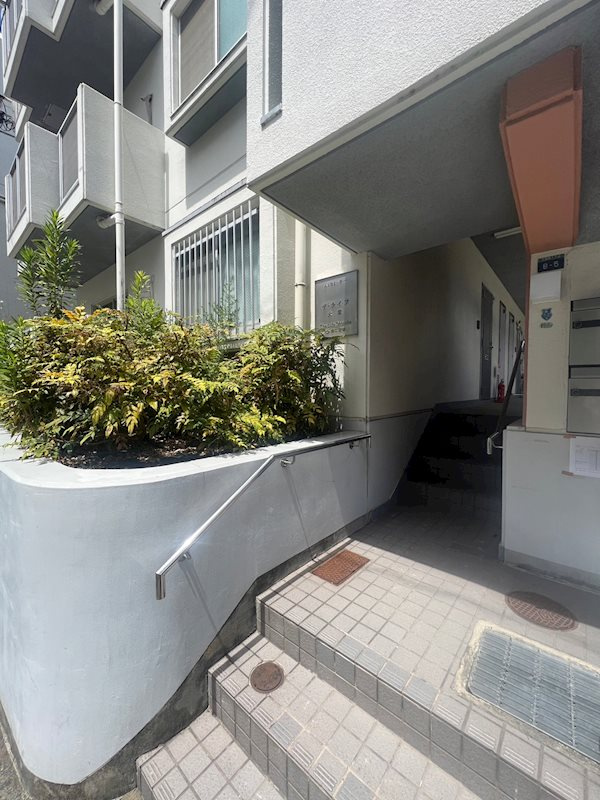 ザ・ライフ大塚のエントランス