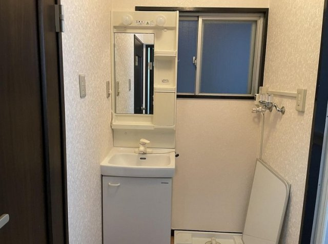 ※同じ間取りの別室の写真です