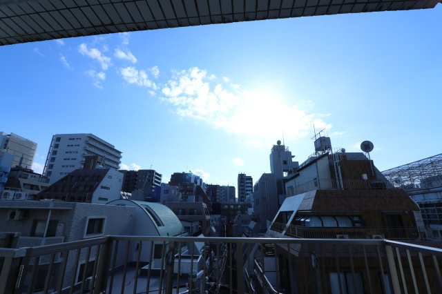 ※同じ間取りの別室の写真です