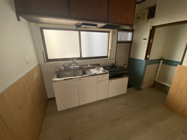 平田5丁目売家のキッチン