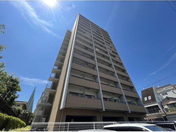 アリヴィオ夕陽ヶ丘の外観