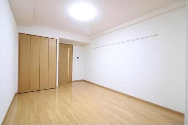 アリヴィオ夕陽ヶ丘の寝室