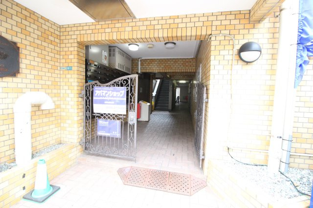 メゾン・ド・エコルスのエントランス