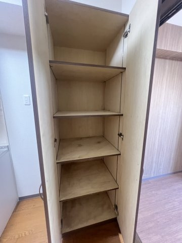 メインリバー垂水の収納