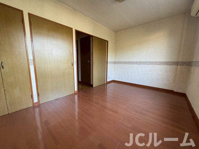 柏崎市大字安田のアパートの内装