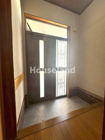 杭ノ瀬戸建の玄関