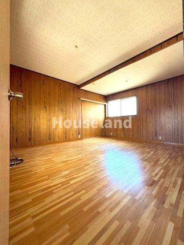 杭ノ瀬戸建の洋室