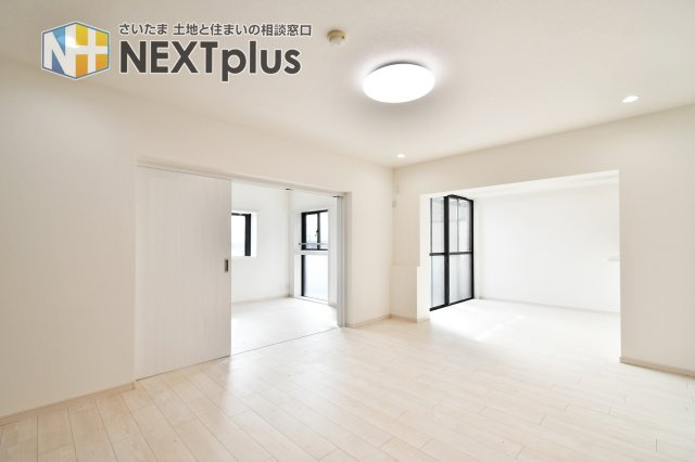 ライオンズマンション大宮吉野原の居間・リビング