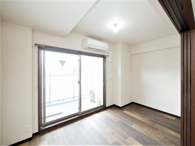 【洋室】 | ブリリアントジュネス本町 | 広々とした洋室です