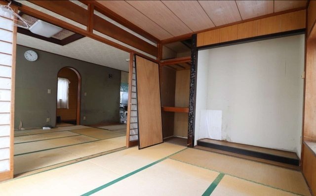 那覇首里石嶺町2丁目戸建ての和室