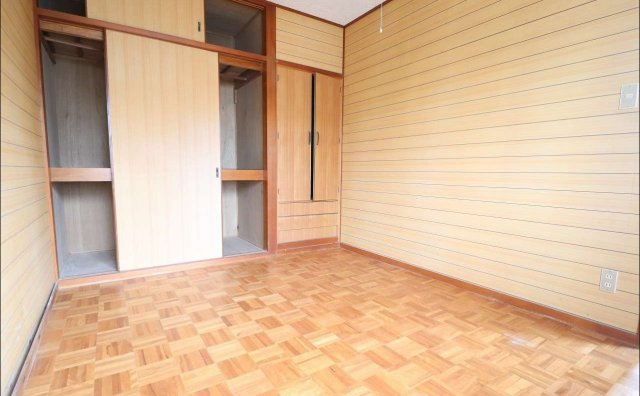 那覇首里石嶺町2丁目戸建ての玄関