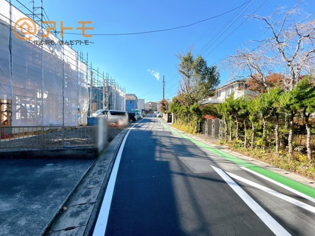【前面道路含む現地写真】 | 御殿場市御殿場1期　新築一戸建て　1号棟