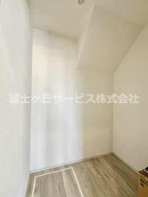 【収納】 | 静岡市清水区御門台 未入居戸建 | LDKにあるウォークインクローゼットです