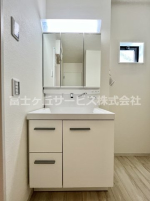 【独立洗面台】 | 静岡市清水区御門台 未入居戸建 | 朝の身支度に便利な独立洗面台です