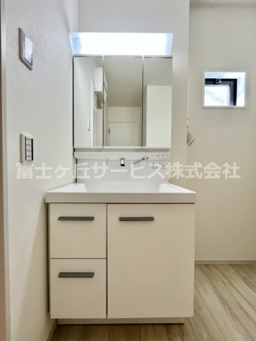 【独立洗面台】 | 静岡市清水区御門台 未入居戸建 | 朝の身支度に便利な独立洗面台です