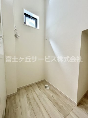 【ランドリースペース】 | 静岡市清水区御門台 未入居戸建 | 洗濯機置き場です