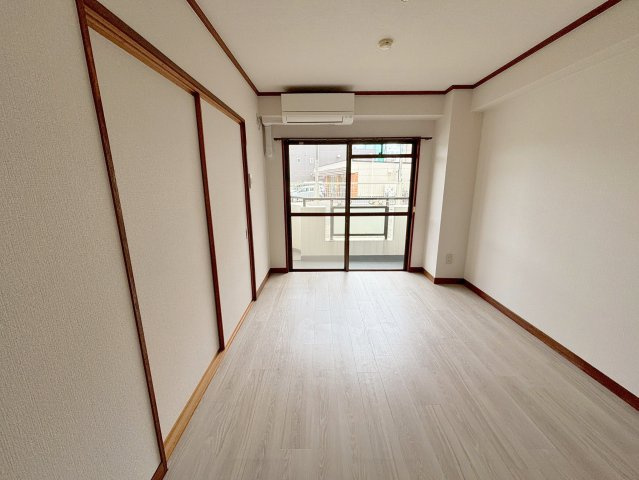 メゾンササキ2の寝室