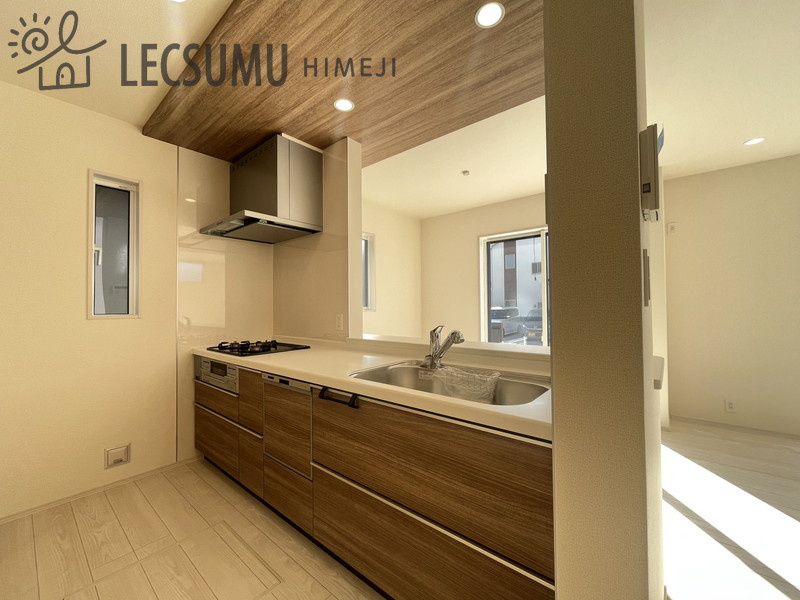 姫路市玉手2丁目/新築戸建のキッチン