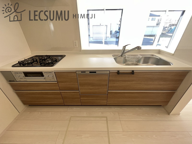 姫路市玉手2丁目/新築戸建のキッチン