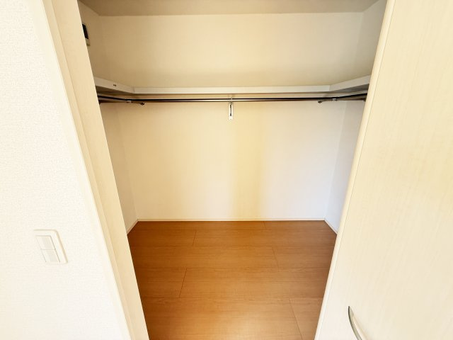 ドルフ東久万Ⅱの収納