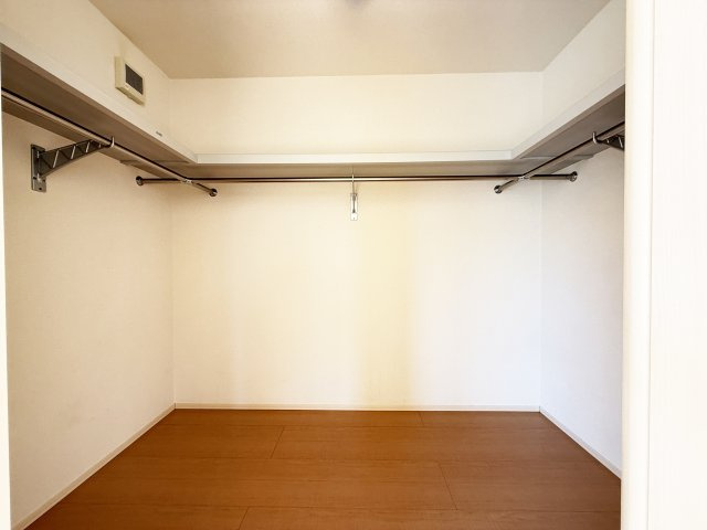 ドルフ東久万Ⅱの収納