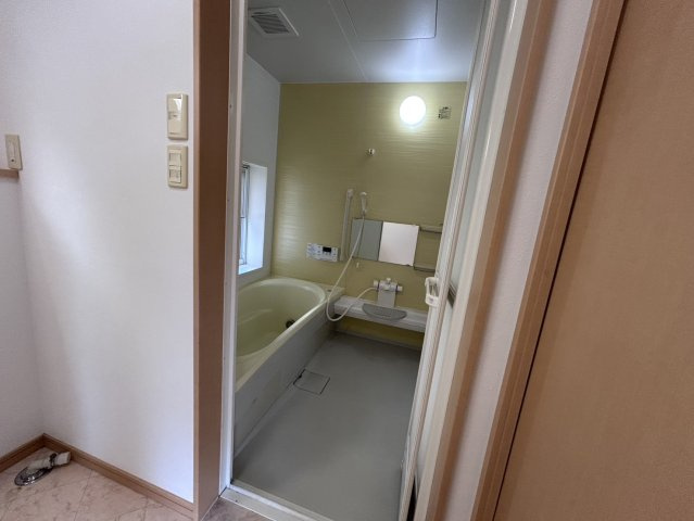 桂見　中古戸建の浴室