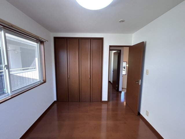 桂見　中古戸建の洋室