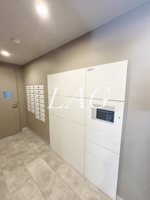 【その他共用部分】 | グランエール西日暮里 | 宅配ボックスになります。