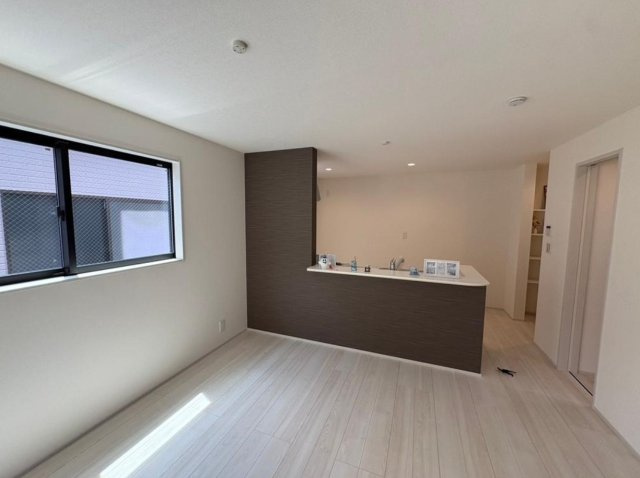 横浜市泉区岡津町 新築戸建て【仲介手数料無料】の洗面所