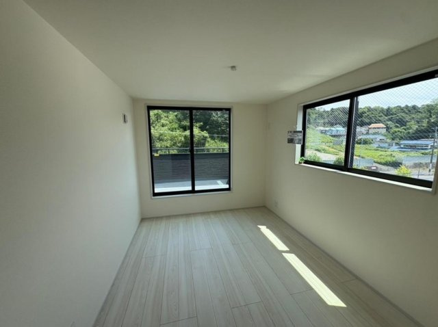 横浜市泉区岡津町 新築戸建て【仲介手数料無料】の洋室