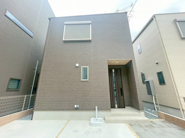 下新庄貸家A号地の外観