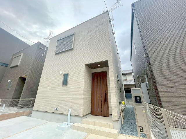 下新庄貸家B号地の外観