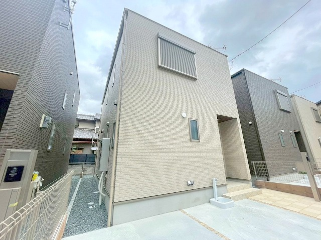 下新庄貸家B号地の外観