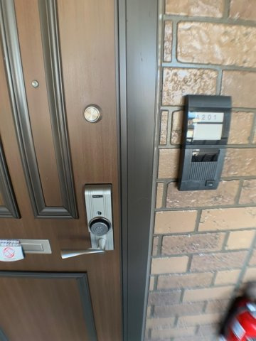 ラークハイム三蔵子Aの玄関