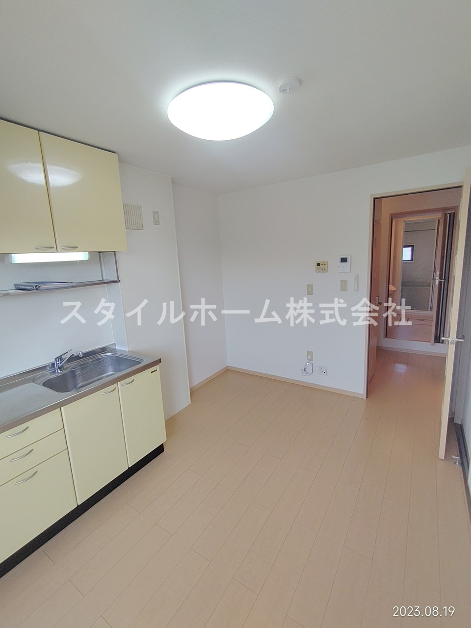 ラークハイム三蔵子Aの居間・リビング