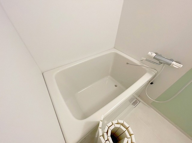 ビラ小松の浴室