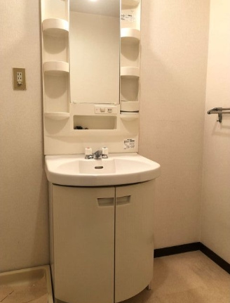【洗面所】