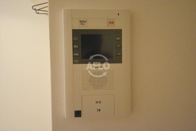 ザ・パーククロス阿波座のセキュリティ|ザ・パーククロス阿波座　TVモニターフォンは女性も安心です。