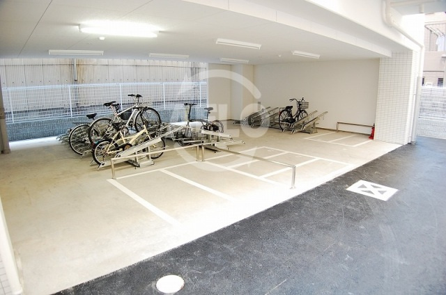 ザ・パーククロス阿波座の駐車場|ザ・パーククロス阿波座　駐車場