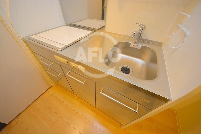 ザ・パーククロス阿波座のキッチン|ザ・パーククロス阿波座　IH2口キッチン