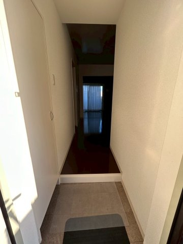 グランシャリオIIの玄関|きれいな玄関です