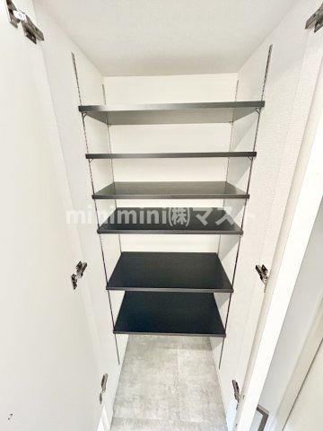 セレニテ南堀江エクラの収納