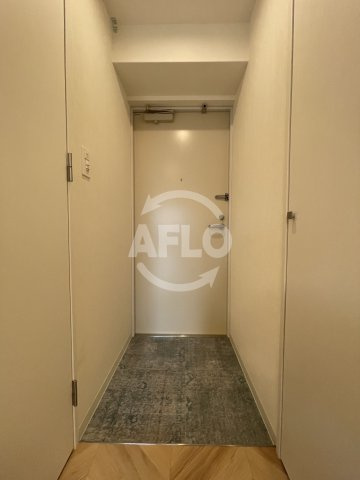 ファーストフィオーレ九条Ⅲ|ファーストフィオーレ九条III　玄関